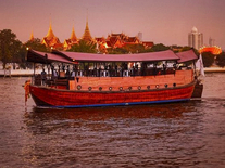 Dinner-Cruise auf dem Chao Phraya-River in Bangkok auf einer historischen Reisbarke einschl. Hoteltransfers -  hier buchen ...