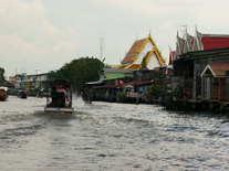 Authentische Thonburi Klong Tour Bangkok mit bequemen Boot - taeglich durch die historischen Kanaele von Thonburi - in Deutsch + Englisch